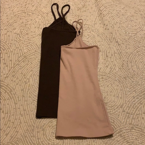 H&M Ribbed Basics Tank Bundle - Picture 2 of 2